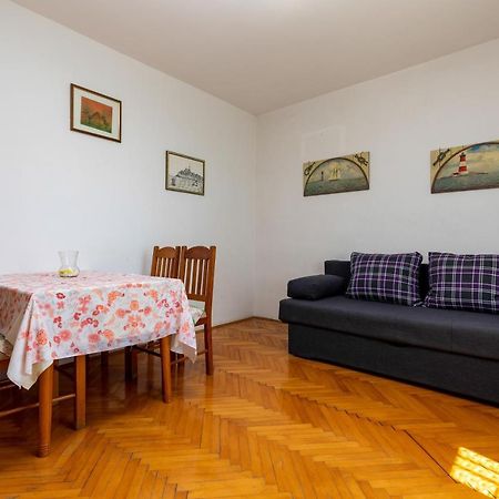 Apartments And Room Pergola Rovinj Exterior photo
