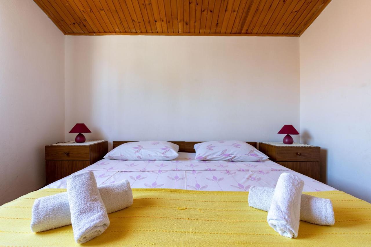Apartments And Room Pergola Rovinj Exterior photo