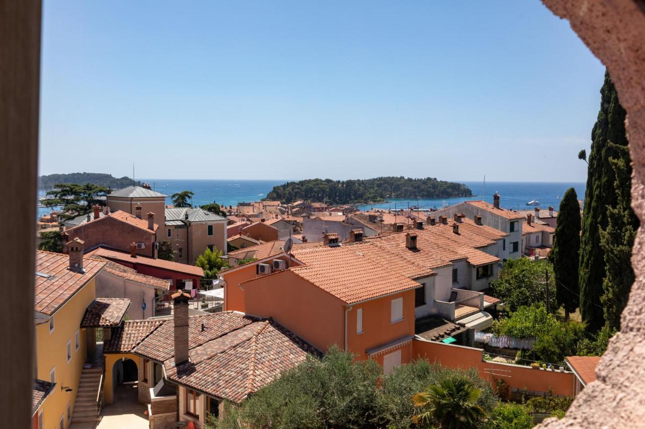 Apartments And Room Pergola Rovinj Exterior photo