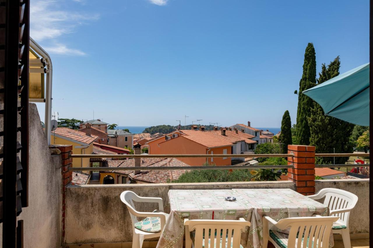 Apartments And Room Pergola Rovinj Exterior photo