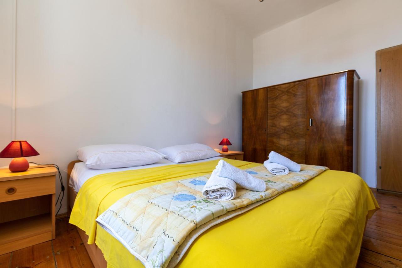 Apartments And Room Pergola Rovinj Exterior photo